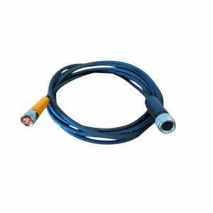 Daisychain connection cable
